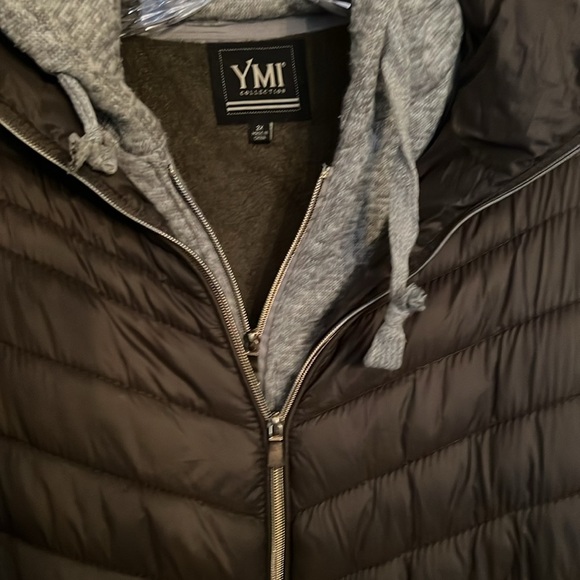 YMI women’s olive green layered look Jacket - Picture 3 of 8